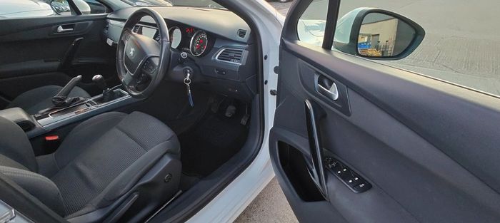 Peugeot 508  2015