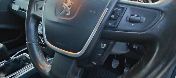 Peugeot 508  2015