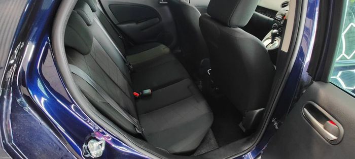 Mazda Demio 2013