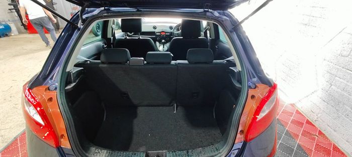Mazda Demio 2013
