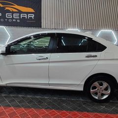Honda Grace 2015