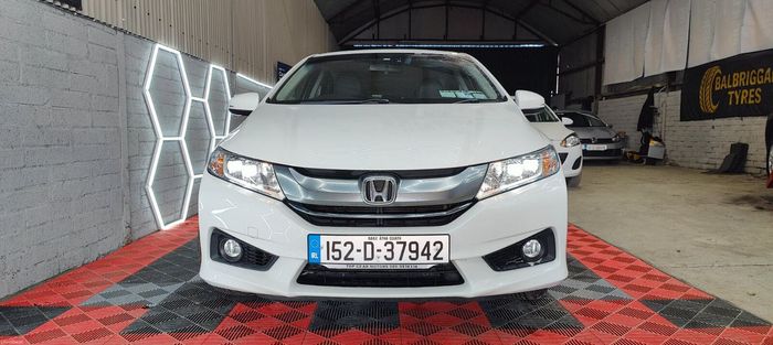 Honda Grace 2015