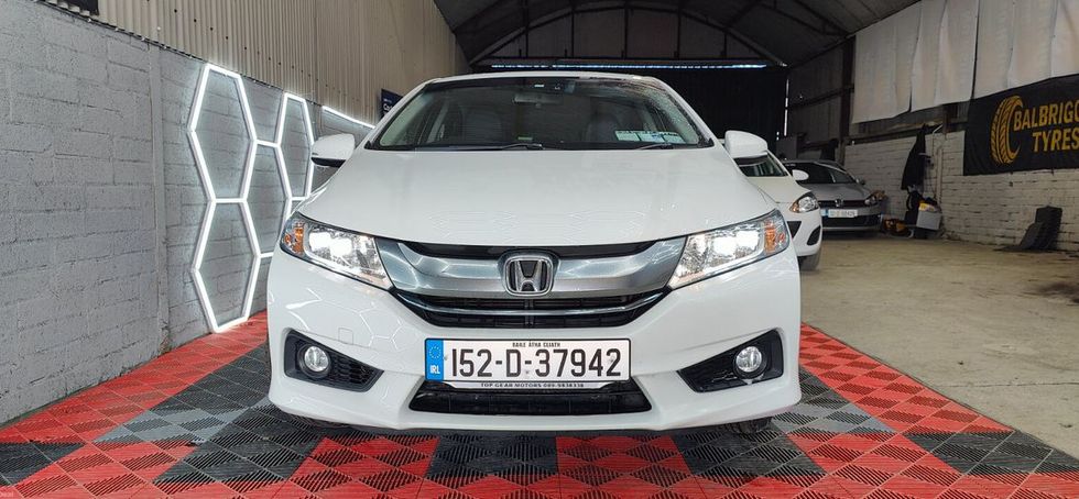 Honda Grace 2015