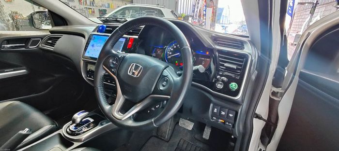 Honda Grace 2015