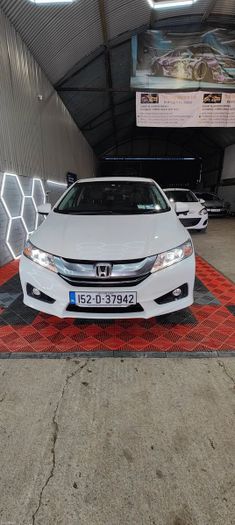 Honda Grace 2015