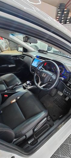 Honda Grace 2015