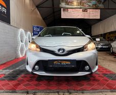 Toyota Vitz 2015