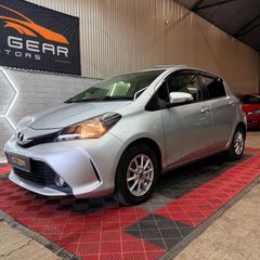 Toyota Vitz 2015