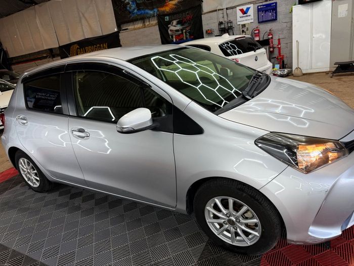 Toyota Vitz 2015