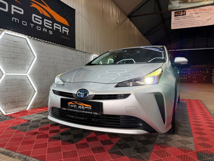 Toyota Prius 2021