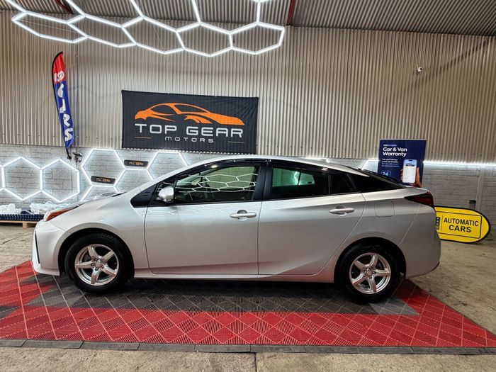 Toyota Prius 2021