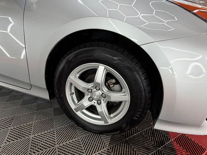 Toyota Prius 2021