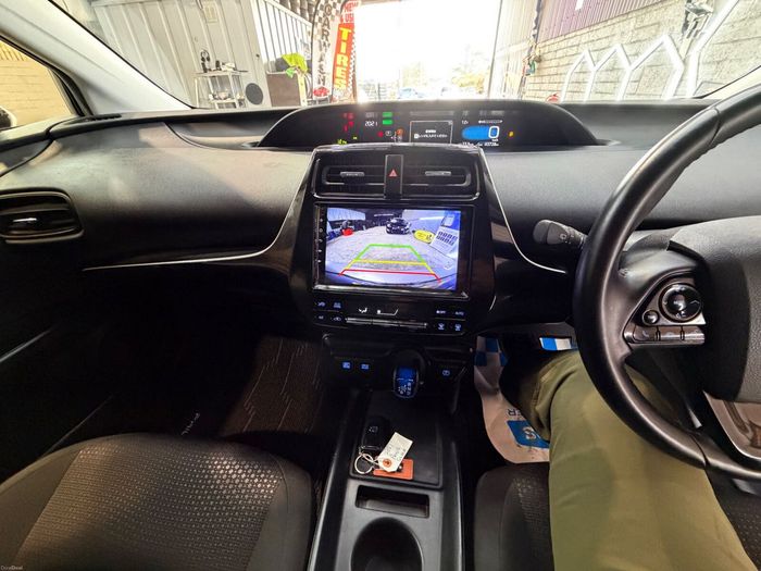 Toyota Prius 2021