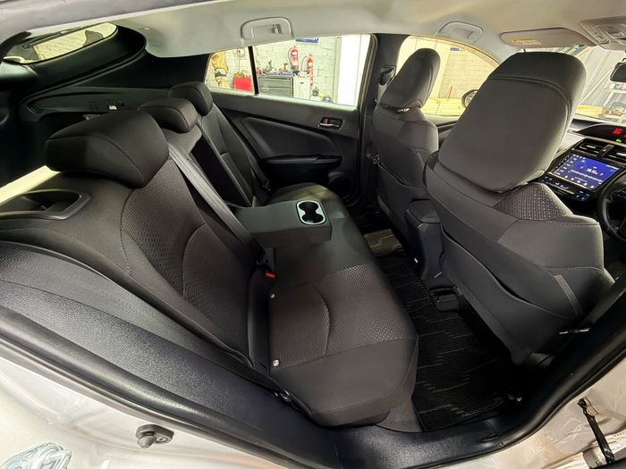 Toyota Prius 2021