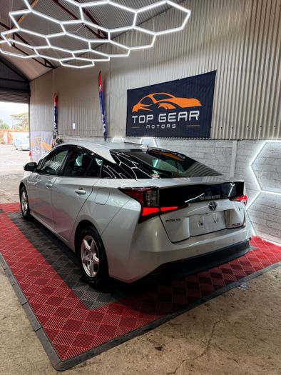 Toyota Prius 2021