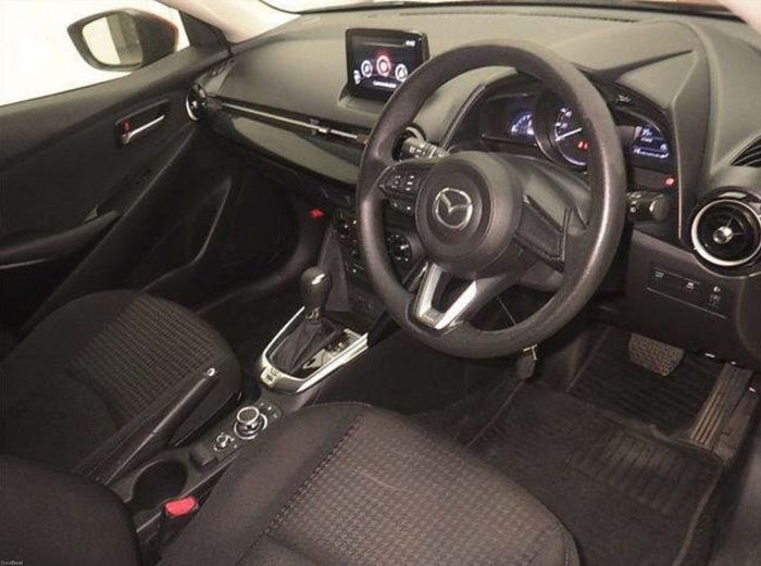 Mazda Demio 2017