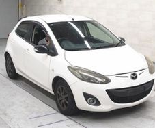 Mazda Demio 2013