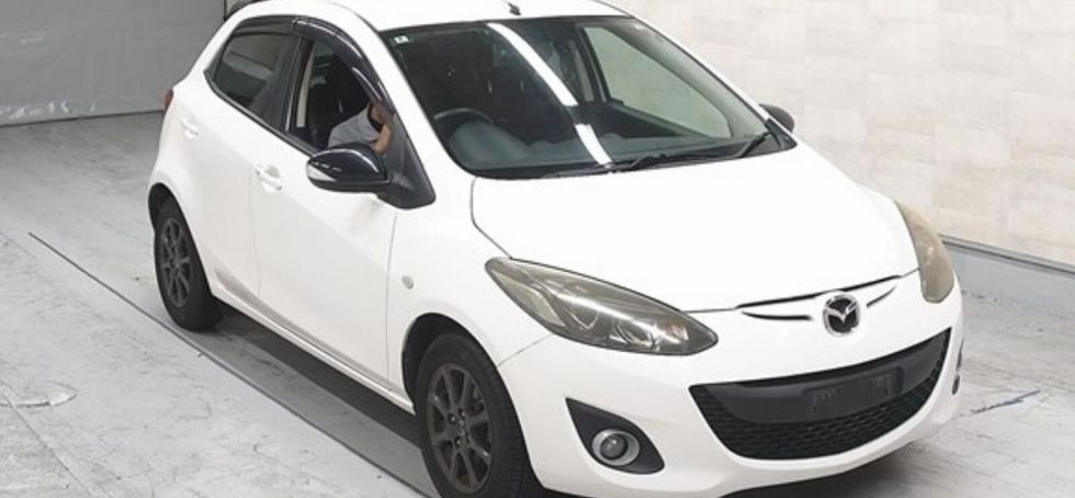 Mazda Demio 2013