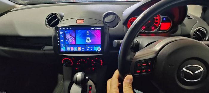 Mazda Demio 2013