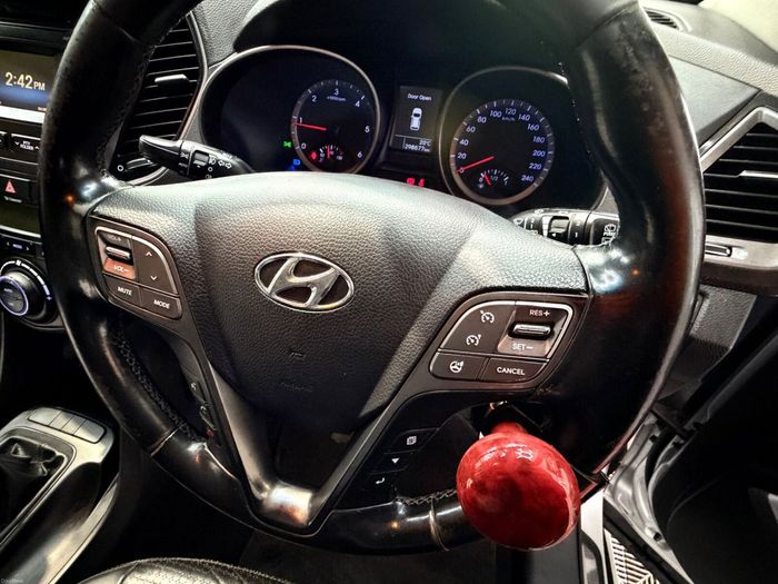 Hyundai Santa Fe 2013