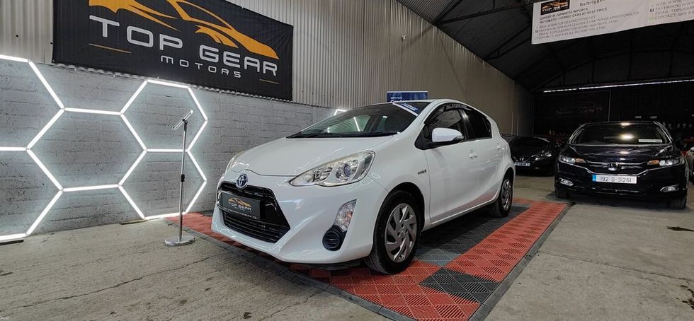 Toyota Aqua 2016