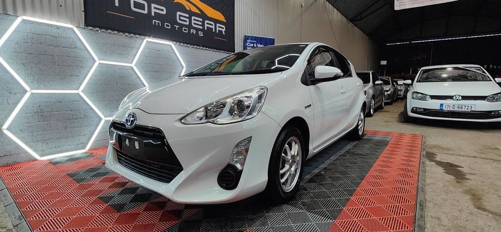 Toyota Aqua 2016