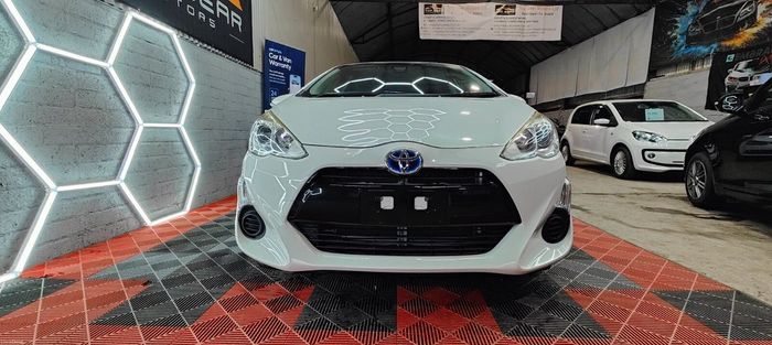 Toyota Aqua 2016