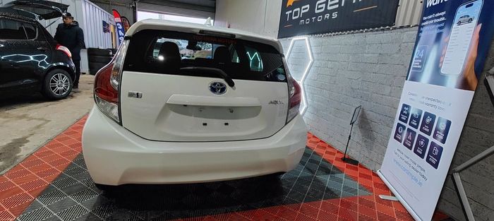 Toyota Aqua 2016