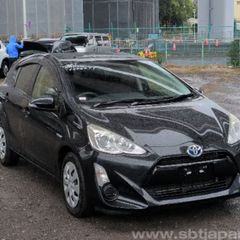 Toyota Aqua 2015