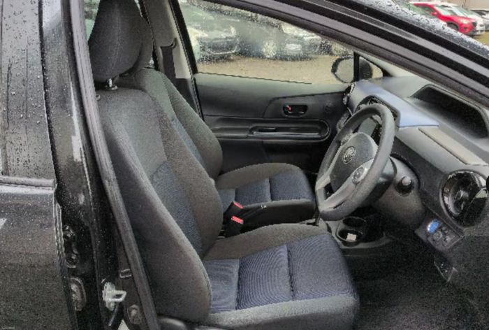 Toyota Aqua 2015