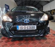 Toyota Aqua 2015