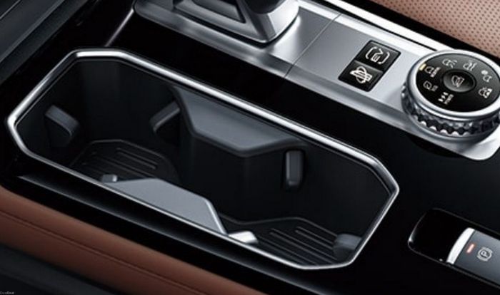 Mitsubishi Outlander 2023
