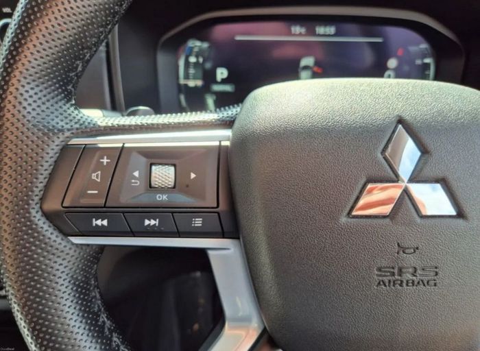 Mitsubishi Outlander 2023