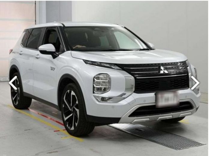 Mitsubishi Outlander 2023