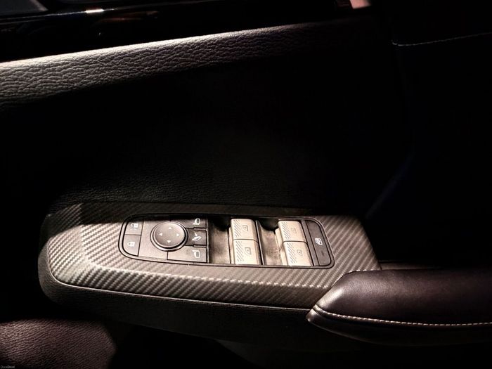 Mitsubishi Outlander 2023