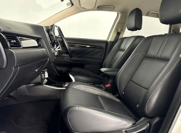 Mitsubishi Outlander 2018
