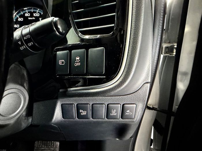 Mitsubishi Outlander 2018