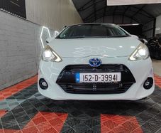 Toyota Aqua 2015