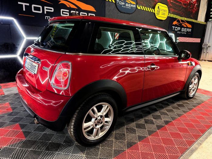 MINI One 2011