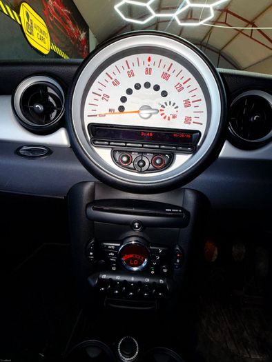 MINI One 2011