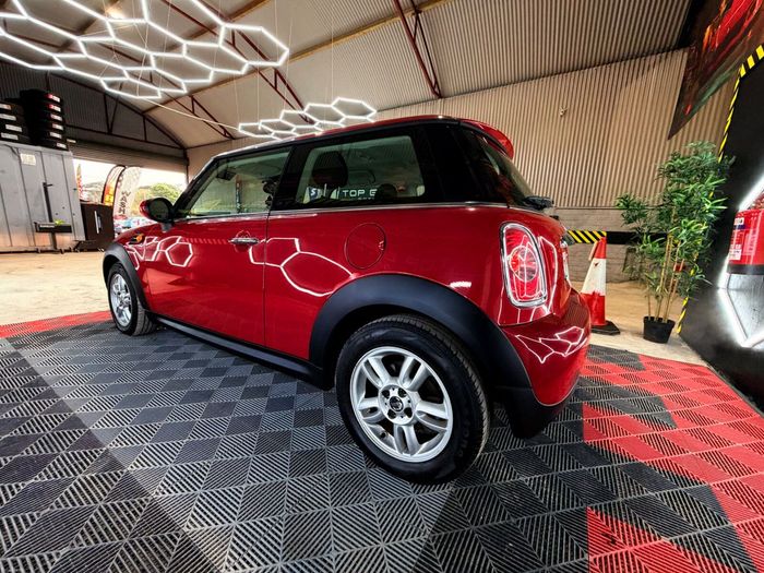 MINI One 2011