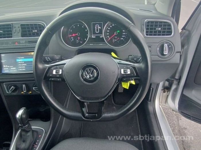 Volkswagen Polo 2015