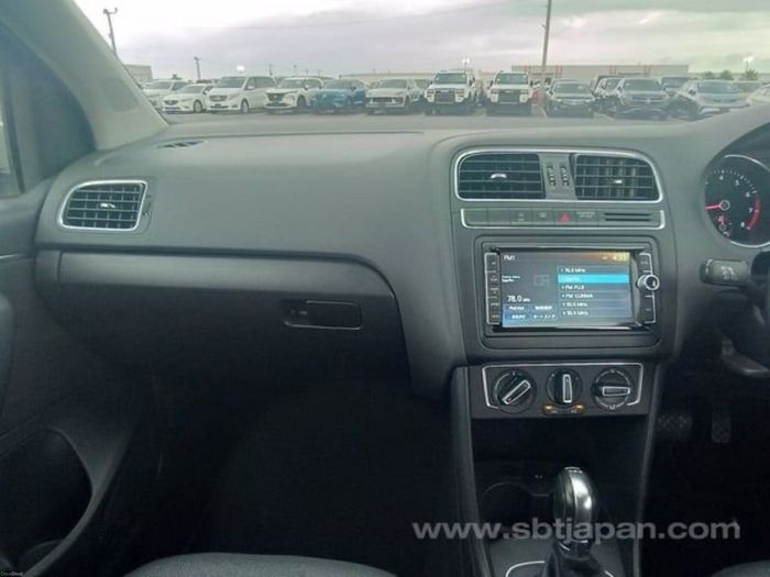 Volkswagen Polo 2015
