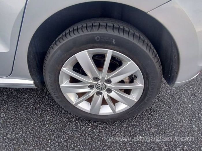 Volkswagen Polo 2015