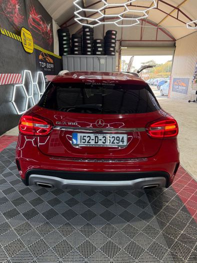 Mercedes-Benz GLA 2015