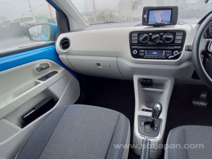 Volkswagen Up! 2015