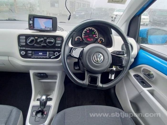Volkswagen Up! 2015