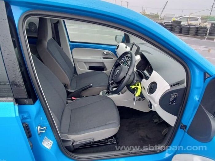 Volkswagen Up! 2015