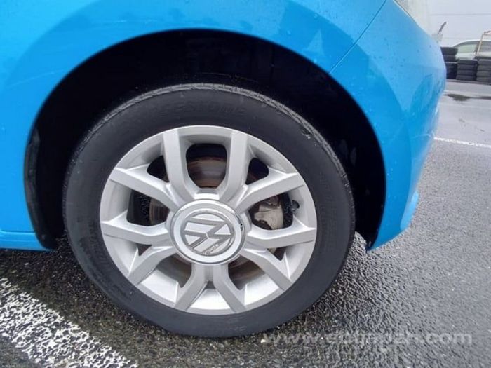 Volkswagen Up! 2015