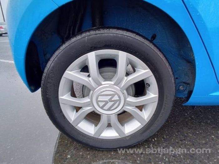 Volkswagen Up! 2015